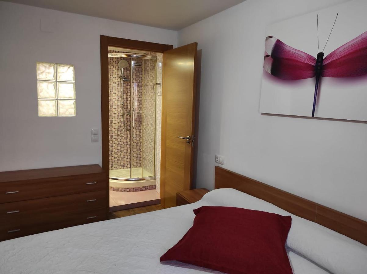 Apartamento ลาปีเนดา ภายนอก รูปภาพ